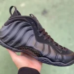 Nike Air Foamposite One Sneakers in Black Warrior