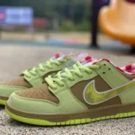 Concepts x Nike Dunk SB Low White Lobster Retro Sneakers BV1310-566