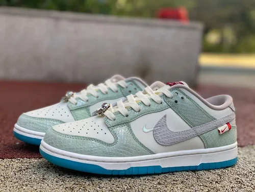 Nike Dunk Low Dragon Year White Cactus Green Retro Sneakers FZ5065-111