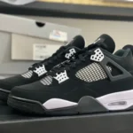 Air Jordan 4 Black White