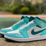 Air Jordan 1 Mid SE Ice Blue DZ3745-300