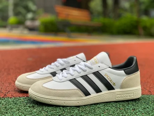 Adidas Handball Spezial Beige Black Retro Sneakers IF3741