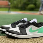 Air Jordan 1 Low 553558-131 Black White Green Pure Version