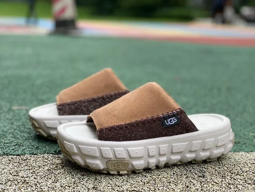 UGG White Brown Sandals Size 35-40