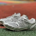 NB 530MIU Liquid Metal Silver New Balance x MIU MIU 530 Retro Running Shoes