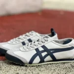 Onitsuka Tiger Mexico 66 Low-Top Sneakers in Beige & Blue