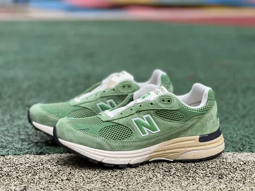 New Balance 993 Green Retro Running Shoes U993GW