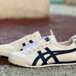 Onitsuka Tiger Mexico 66 Low-Top Sneakers in White & Blue