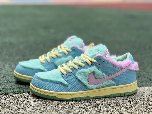 Verdy x Nike SB Dunk Low Visty FN6040-400