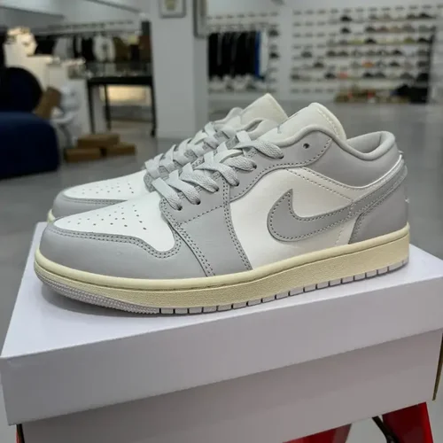 Air Jordan 1 Low DC0774-103 White Grey Top Quality