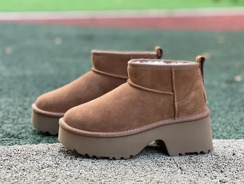 UGG Chestnut Mermaid Boots