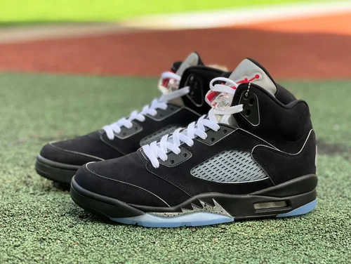 Air Jordan 5 Black Metallic Reimagined Retro HF3975-001