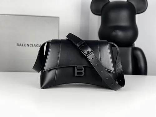 Balenciaga Downtown Original Shoulder Bag Authentic Luxury