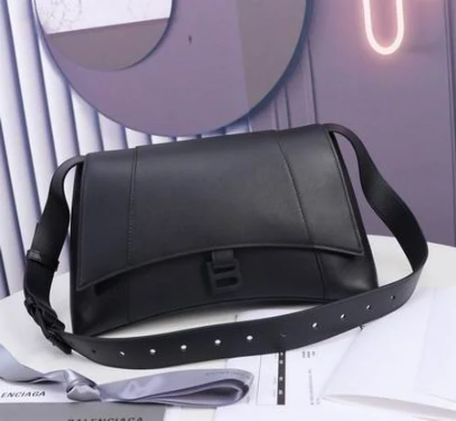 Balenciaga Downtown Original Shoulder Bag Authentic Luxury