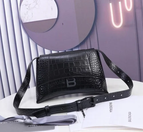 Balenciaga Downtown Original Shoulder Bag Authentic Luxury