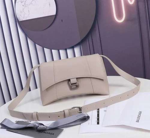 Balenciaga Downtown Original Shoulder Bag Authentic Luxury