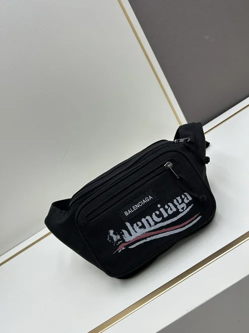 11 Balenciaga Everyday Waist Bag Women Men Luxury Belt Bag
