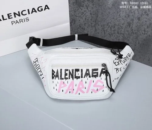 11 Balenciaga Everyday Waist Bag Women Men Luxury Belt Bag