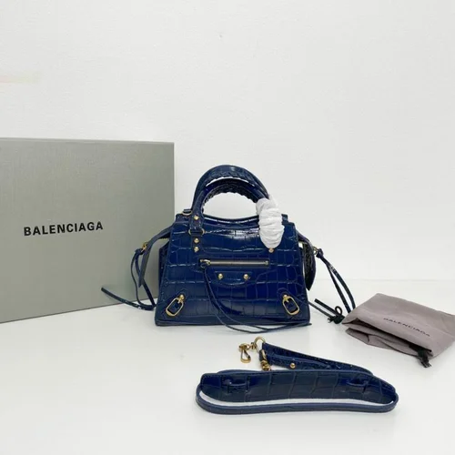 Balenciaga Le Cagole Medium Shoulder Bag Original Studded Leather