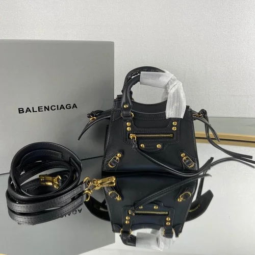Balenciaga Le Cagole Medium Shoulder Bag Original Studded Leather