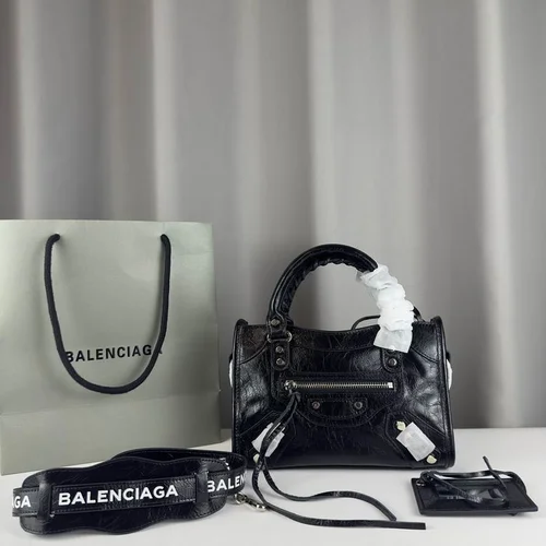 Balenciaga Le Cagole Medium Shoulder Bag Original Studded Leather