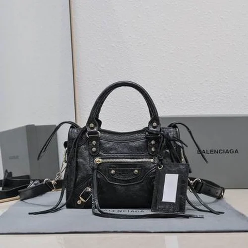 Balenciaga Le Cagole Medium Shoulder Bag Original Studded Leather