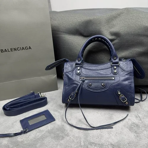 Balenciaga Le Cagole Medium Shoulder Bag Original Studded Leather