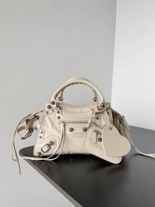 Balenciaga Le Cagole Medium Shoulder Bag Original Studded Leather