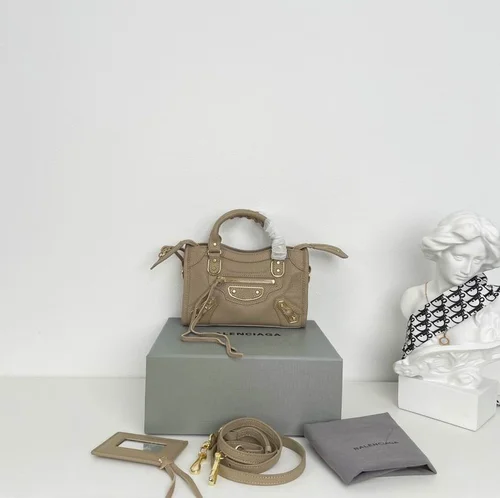 Balenciaga Le Cagole Medium Shoulder Bag Original Studded Leather