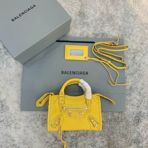 Balenciaga Le Cagole Medium Shoulder Bag Original Studded Leather