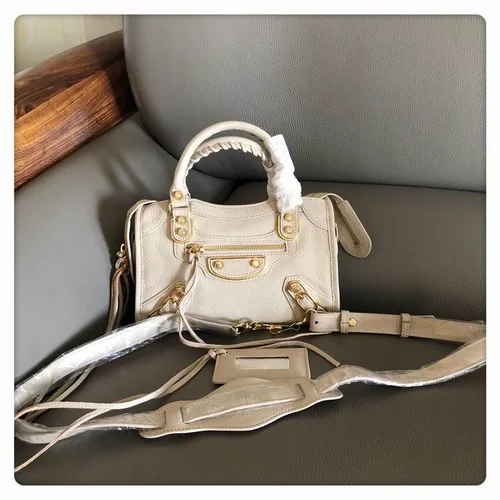 Balenciaga Le Cagole Medium Shoulder Bag Original Studded Leather