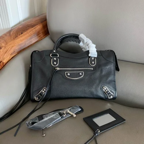 Balenciaga Le Cagole Medium Shoulder Bag Original Studded Leather