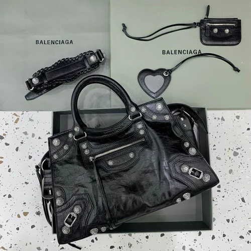 Balenciaga Le Cagole Medium Shoulder Bag Original Studded Leather