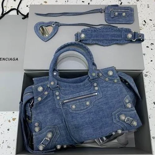 Balenciaga Le Cagole Medium Shoulder Bag Original Studded Leather