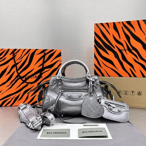 Balenciaga Le Cagole Medium Shoulder Bag Original Studded Leather