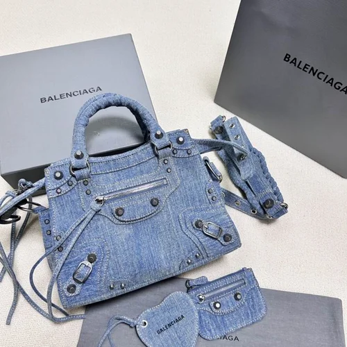 Balenciaga Le Cagole Medium Shoulder Bag Original Studded Leather