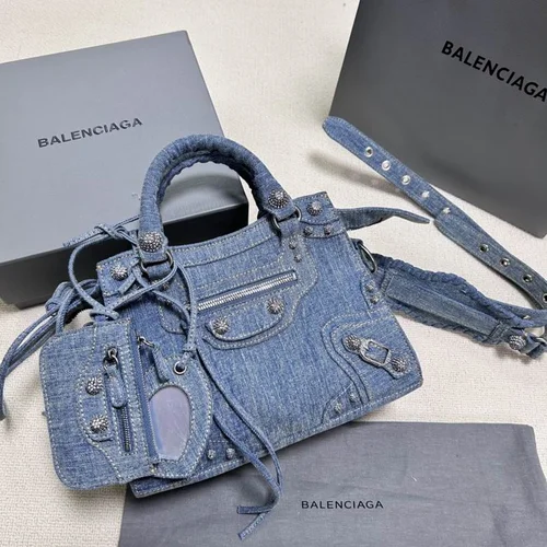 Balenciaga Le Cagole Medium Shoulder Bag Original Studded Leather