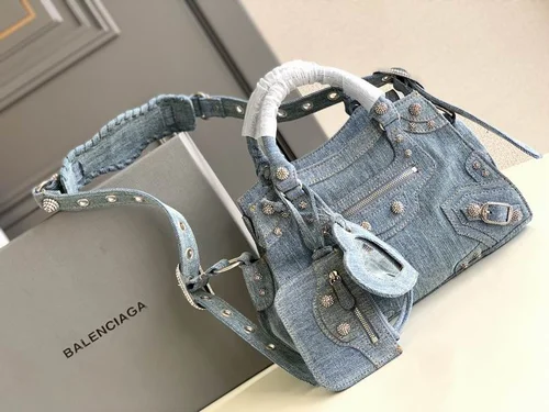 Balenciaga Le Cagole Medium Shoulder Bag Original Studded Leather