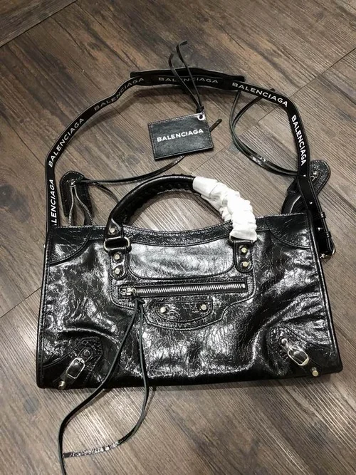 Balenciaga Le Cagole Medium Shoulder Bag Original Studded Leather