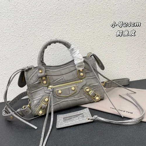 Balenciaga Le Cagole Medium Shoulder Bag Original Studded Leather