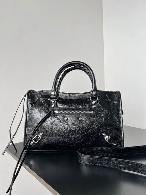 Balenciaga Le Cagole Medium Shoulder Bag Original Studded Leather