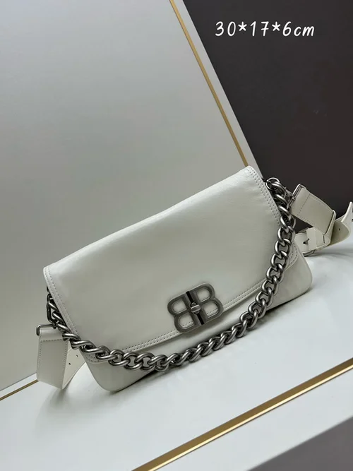 11 Balenciaga Single Shoulder Crossbody Bag Women Luxury Designer