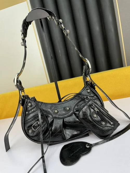 11 Balenciaga Single Shoulder Crossbody Bag Women Luxury Designer