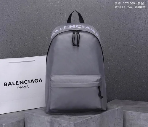 11 Balenciaga Everyday Backpack Women Men Luxury Designer Backpack