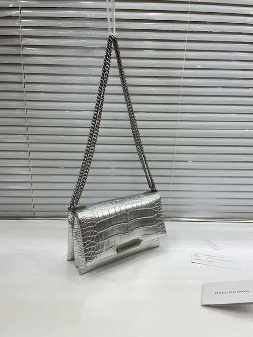 Balenciaga Everyday Messenger Bag Women Men Designer Leather