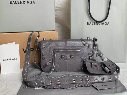 Balenciaga Everyday Messenger Bag Women Men Designer Leather