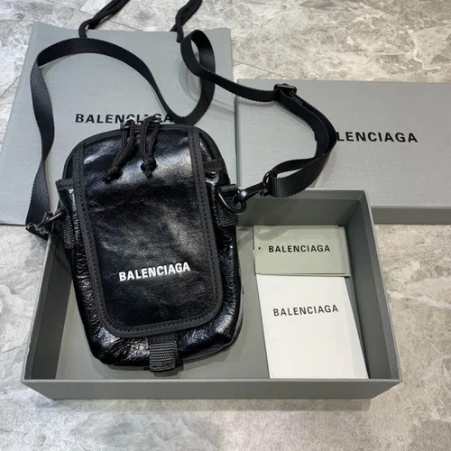 Balenciaga Everyday Messenger Bag Women Men Designer Leather