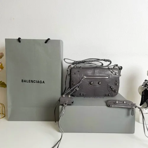 Balenciaga Everyday Messenger Bag Women Men Designer Leather