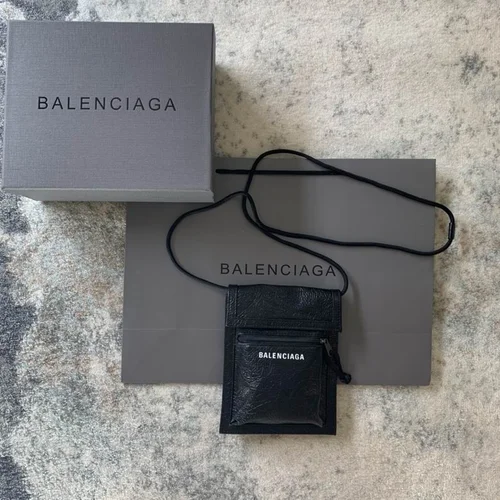 Balenciaga Everyday Messenger Bag Women Men Designer Leather