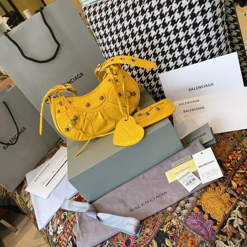 Balenciaga Everyday Messenger Bag Women Men Designer Leather